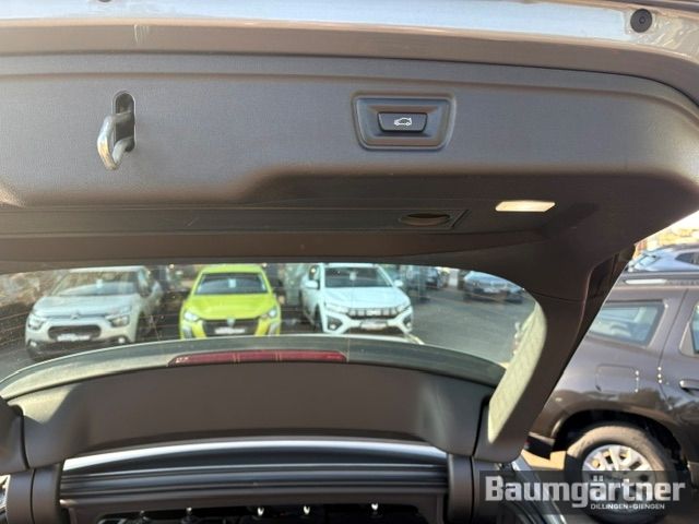 Fahrzeugabbildung BMW 330 i xDrive M-Sport Touring Kamera/ACC/Sitzh. - mit KI generiert/bearbeitet