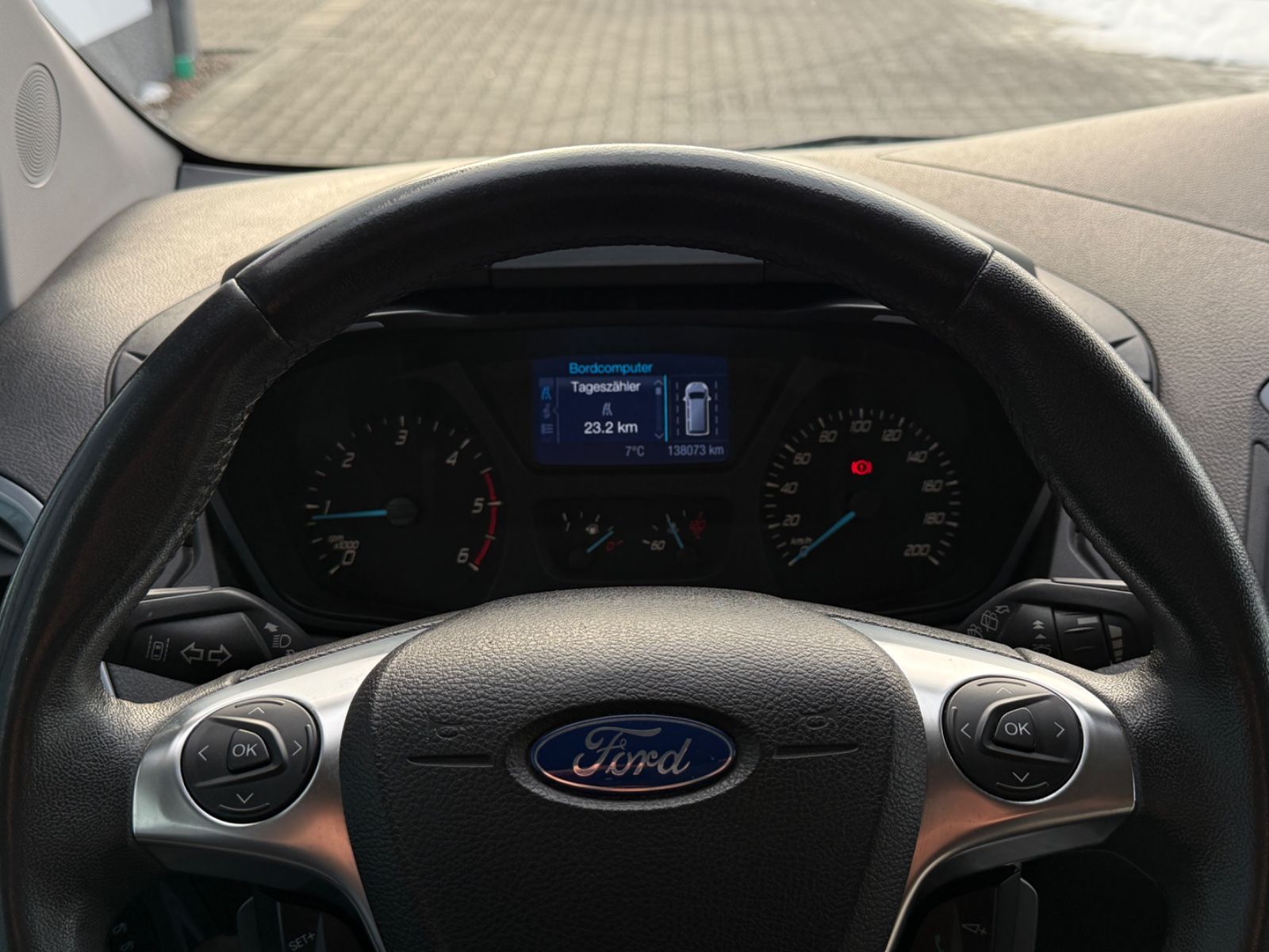 Transit Custom Titanium 2.2 TDCI Leder Navi 9Sit