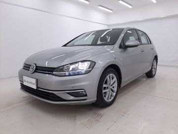 Volkswagen Golf - 1