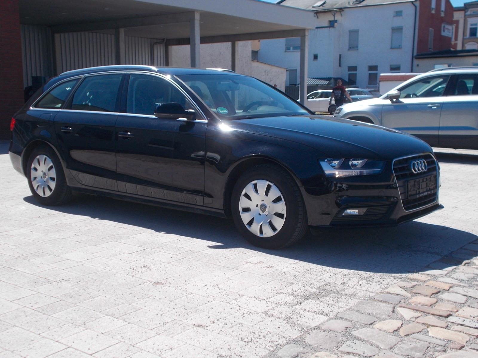 Audi A4 Avant Attraction