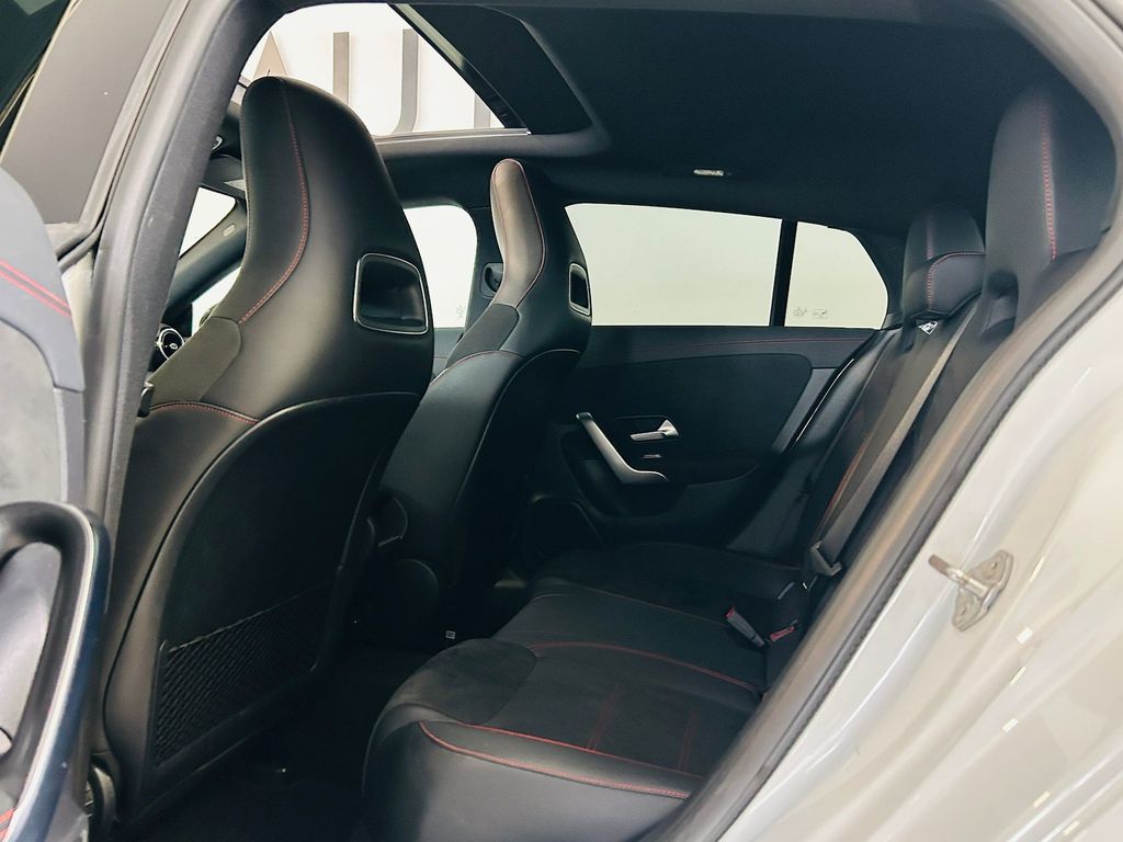 Mercedes-Benz CLA 200 Shooting Brake d AMG Line*PANO*CAM*LED*