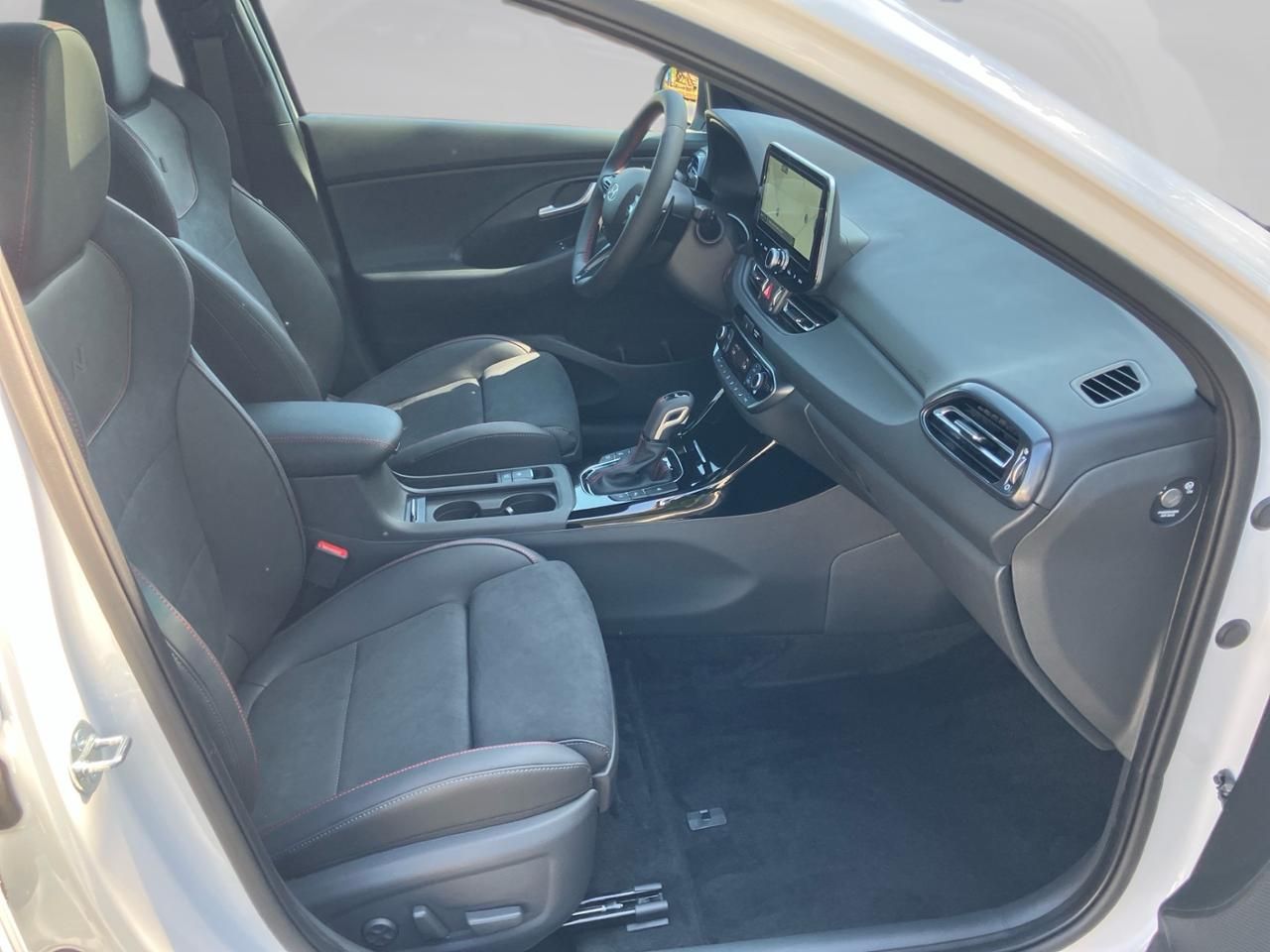 Fahrzeugabbildung Hyundai i30 N-LINE X ACC AUT DynLicht Kam. KeyLess LED