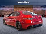 Alfa Romeo Giulia Quadrifoglio Benzin 382 kW (519 PS) AT 8  - rote Alfa Romeo Giulia