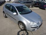 Volkswagen Golf V Lim. / 5 Trg. - Volkswagen Golf aus 2005: Golf5