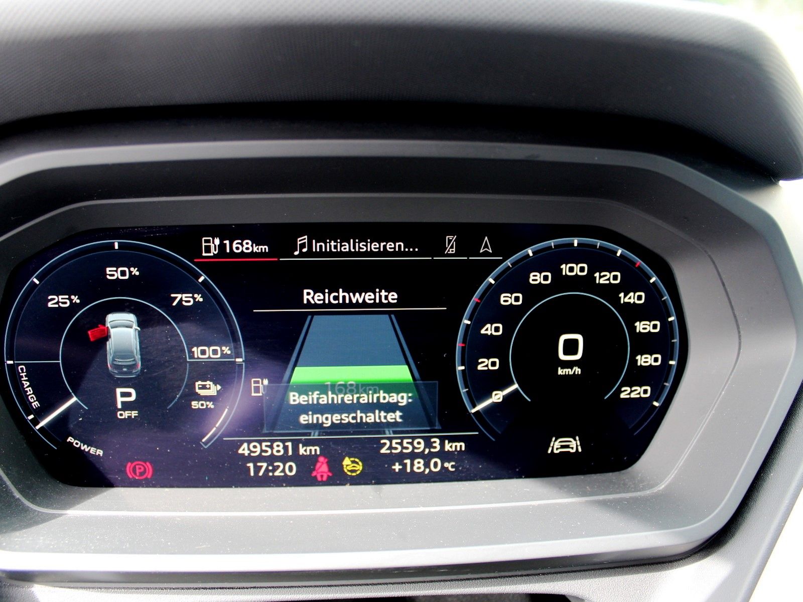 Audi Q4 e-tron 45 quattro AHK LED NAVI 19 Zoll Top foto 15