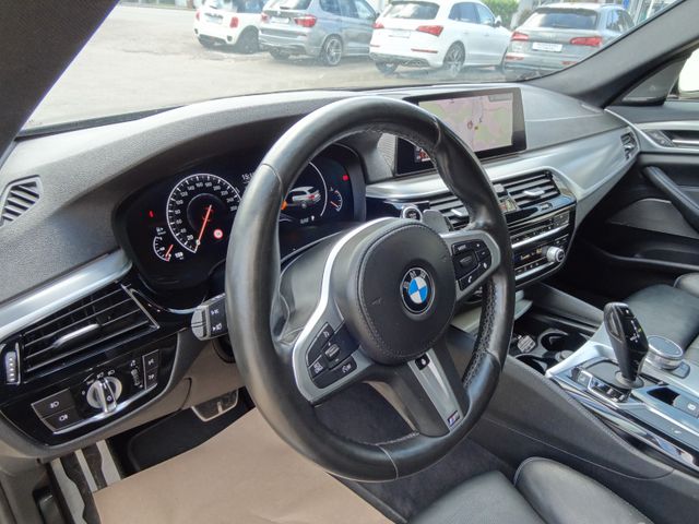 Fahrzeugabbildung BMW 530d xDrive M Sport/Virtual/Kam/Navi/Leder/