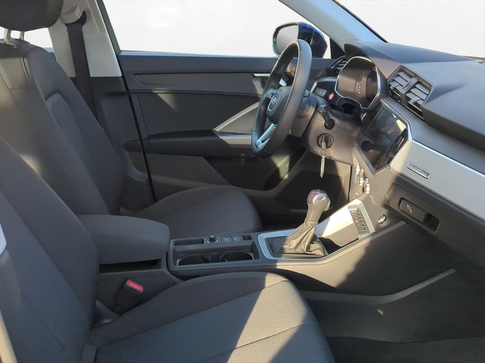 Audi Q3 40 TFSI quattro 2.0 TFSI LED Climatronic, миниатюра 10