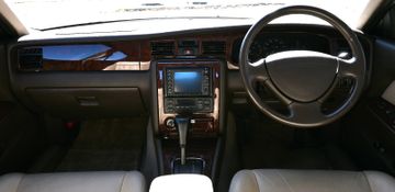 Mazda Sentia Exclusive V6 – Bild 11