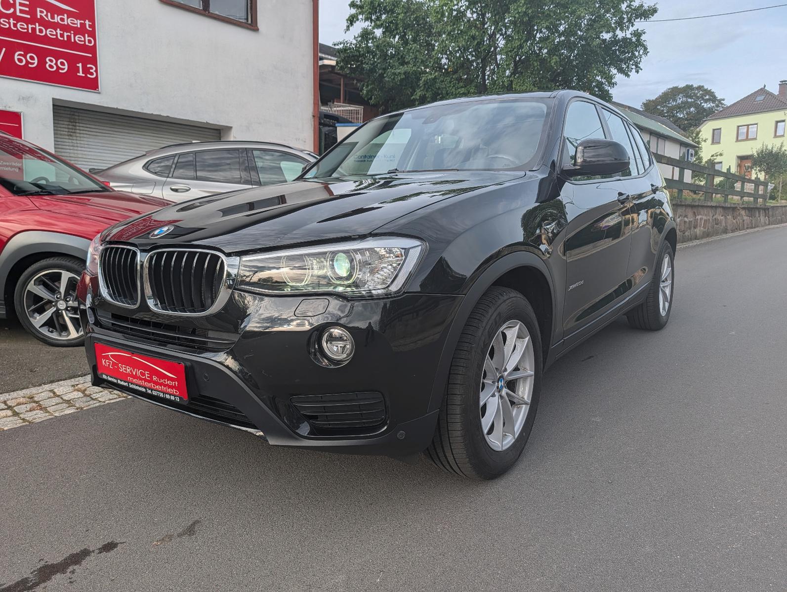 BMW X3 xDrive 20 d *8-fach*AHK*PDC*Top*