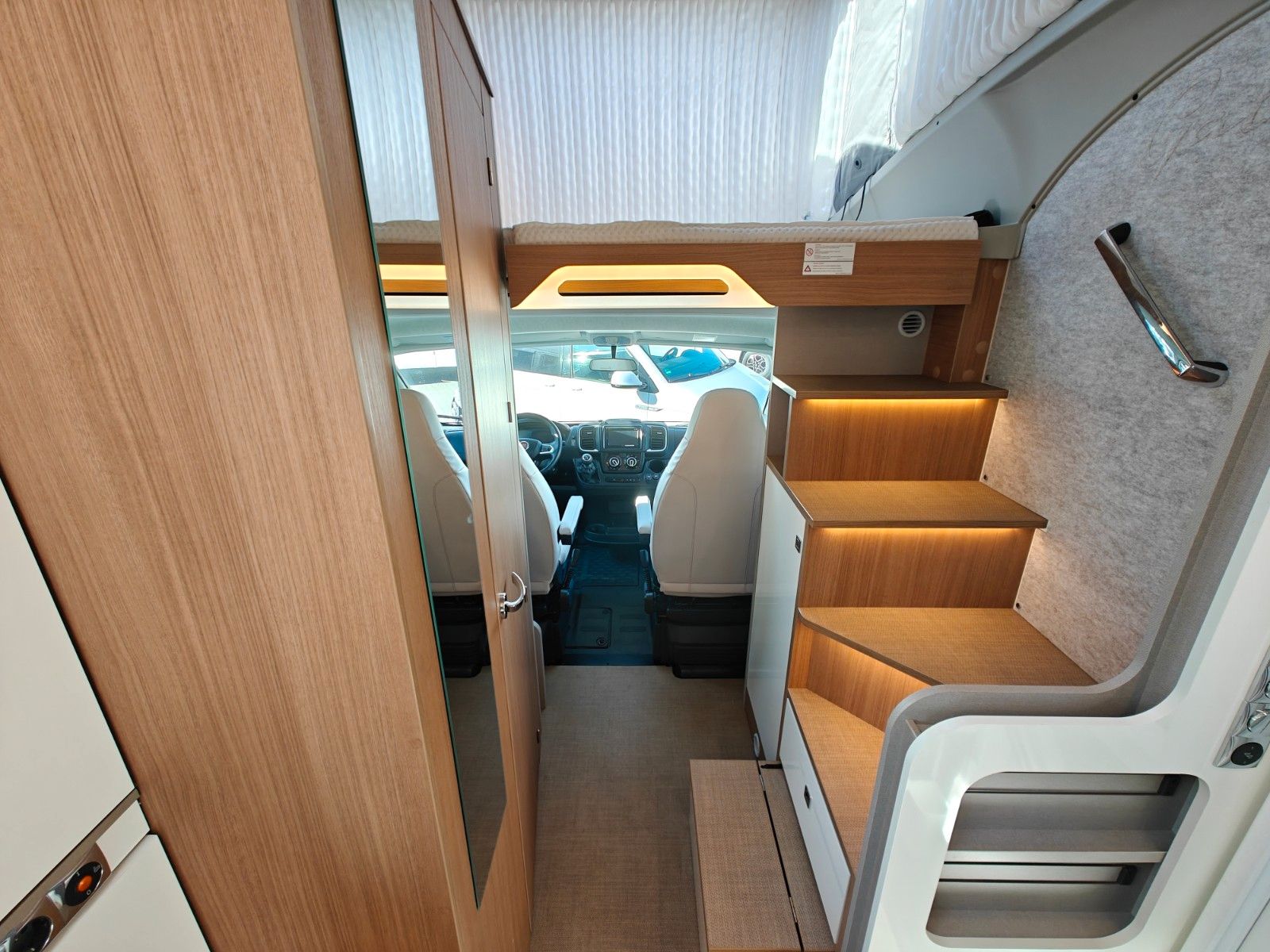 Fahrzeugabbildung Bürstner Lyseo TD Gallery 649 G Harmony Line - Backofen!