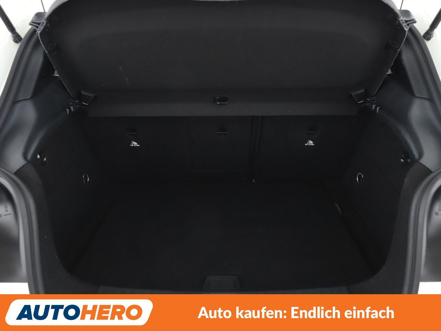 Mercedes-Benz A 180 BlueEfficiency Urban Aut.*NAVI*BI-XENON*