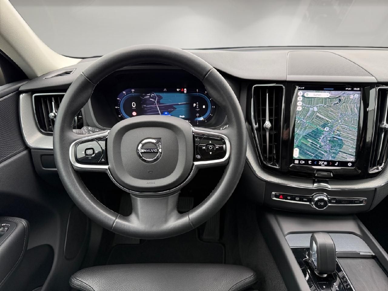 Fahrzeugabbildung Volvo XC60 Plus Dark 2WD