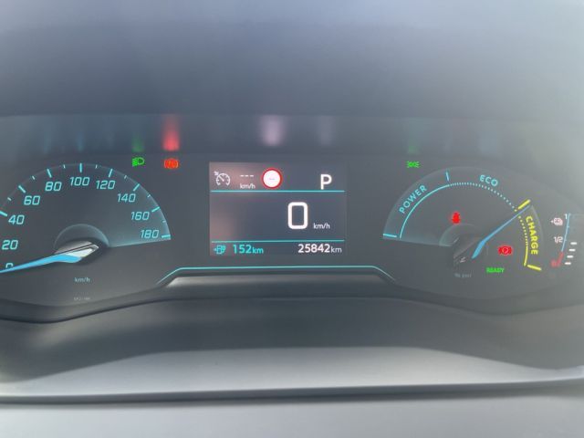 Peugeot 208 Active Pack Elektro 136