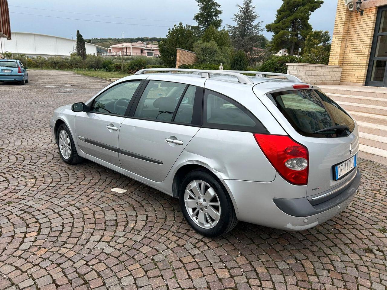 Renault Laguna 2006 — photo 6