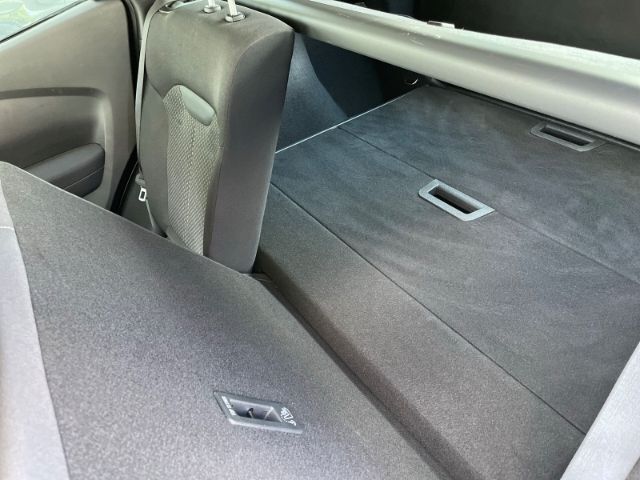 Fahrzeugabbildung Renault Kadjar 1.3 TCe 140 Zen, Navi, Tempomat, Sitzheiz