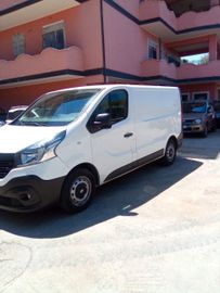 Renault Trafic - 4