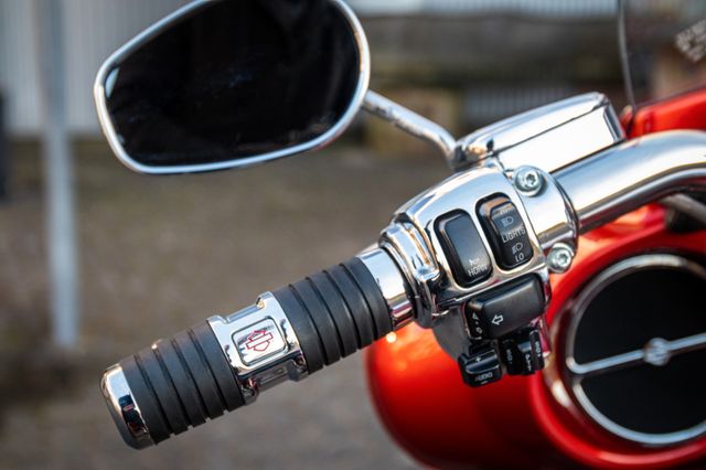 Fahrzeugabbildung Harley-Davidson FLHTCUSE Ultra Classic Electra Glide