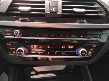 BMW X4 - 11