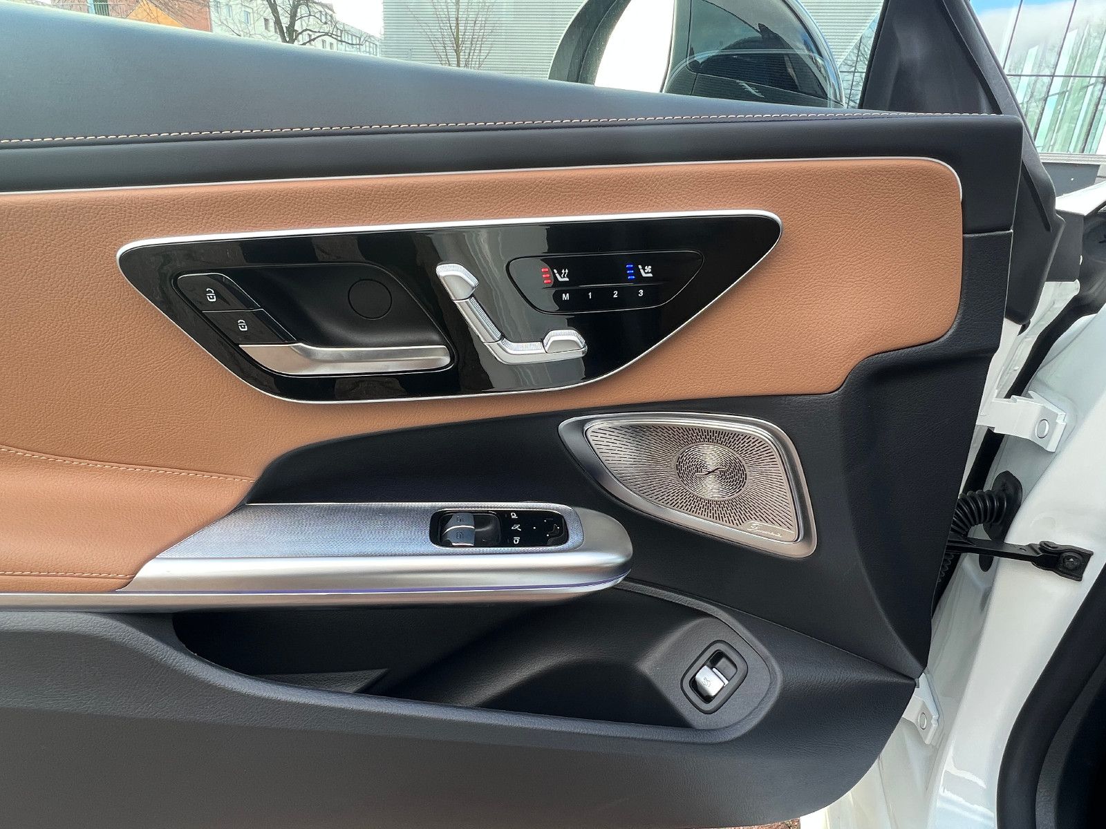 Fahrzeugabbildung Mercedes-Benz CLE 200 AMG LINE PREMIUM PANORAMA SITZKLIMA