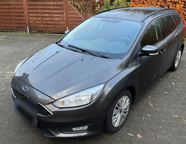 Ford Focus Kombi 1.5 TDCi incl Apple CarPlay