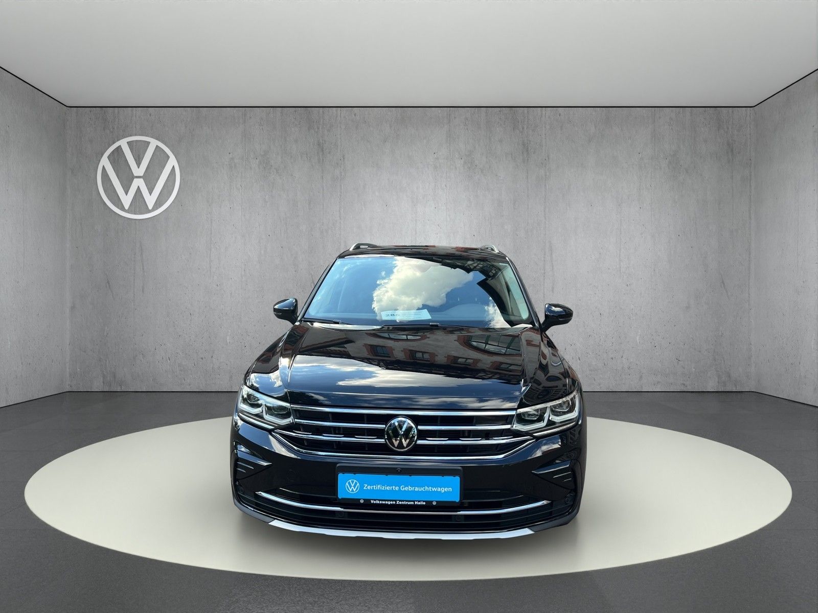 Volkswagen Tiguan 2.0 TDI Elegance 4Motion DSG foto 3
