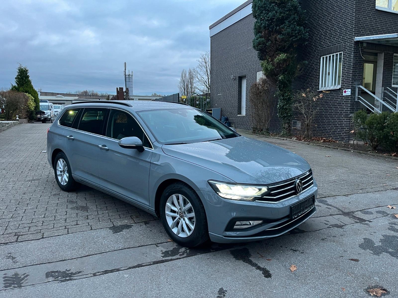 Volkswagen Passat Variant Business *SHZ*VRT*NAVI*TÜV NEU