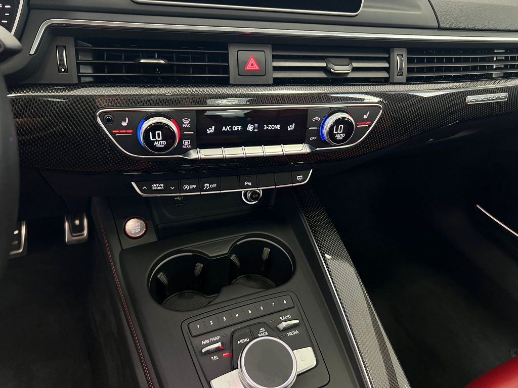 Audi S4 3.0 TFSI quattro Tiptronic*GSD*B&O*HUD*ACC*