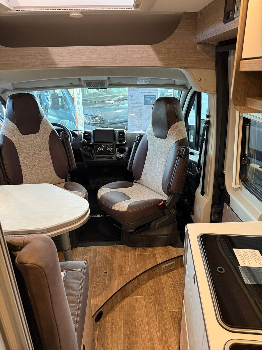 Fahrzeugabbildung Pössl Roadcruiser Fiat 180 PS 7000 EUR geschenkt