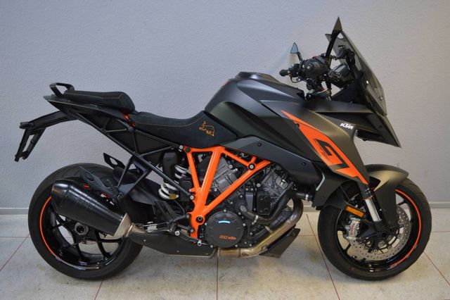 KTM 1290 Super Duke GT