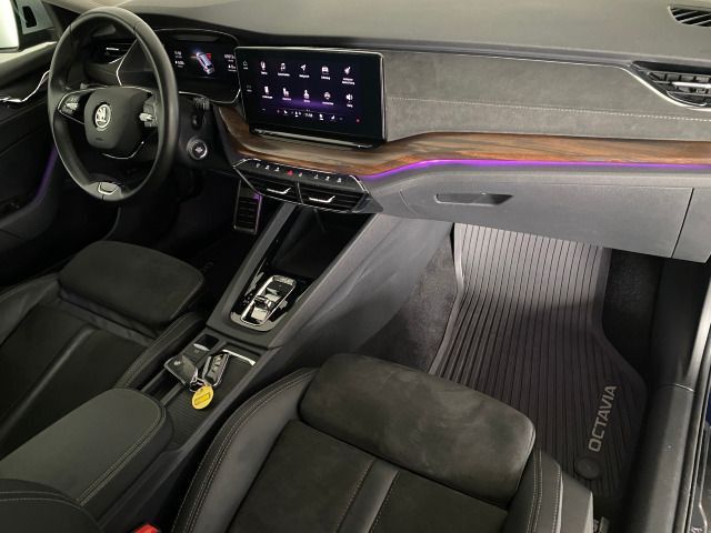 Octavia Combi Scout 2.0 TDI DSG 4x4 AHK+MATRIX