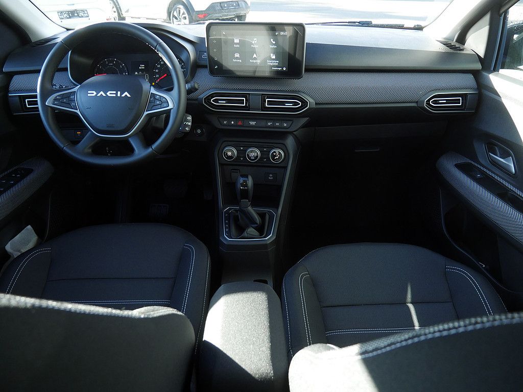 Fahrzeugabbildung Dacia Sandero Journey TCe 90 CVT AUTOMATIK