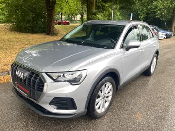 Audi Q3 - 1