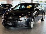 Chevrolet Cruze Hatchback |KLIMA|AUTOMATIK|PDC|ALLWETTER - Chevrolet Cruze mit Diesel-Antrieb