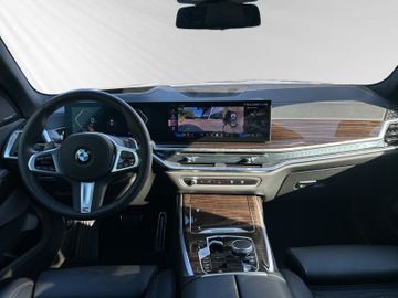 BMW X7 - 9