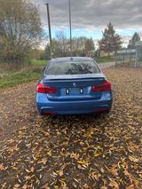 BMW 330i  M Sport - BMW 330 mit Benzin-Antrieb: Limousine, 330i