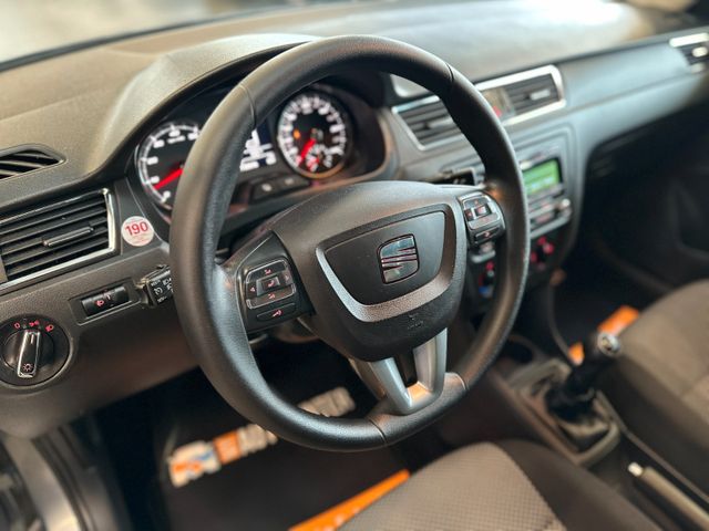 MYAUTOCENTER – Gebraucht- und Jahreswagen mit Werkstattservice in Pfaffenhofen Seat Toledo Reference *1. Hand*Klima*Radio*CD-Player*