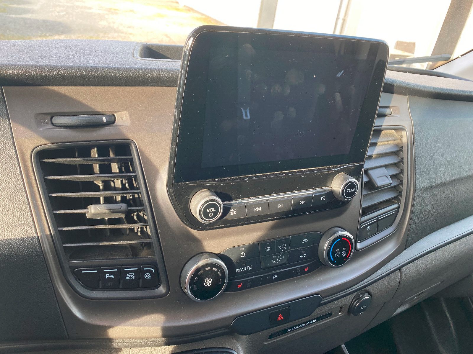 Fahrzeugabbildung Ford TransitKasten350 L4H3 Trend,AHK,Navi,Kamera,SHg