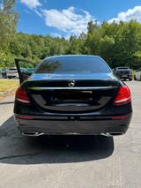 Mercedes-Benz E 220 d Autom. - AMG - Mercedes-Benz E 220 von privat