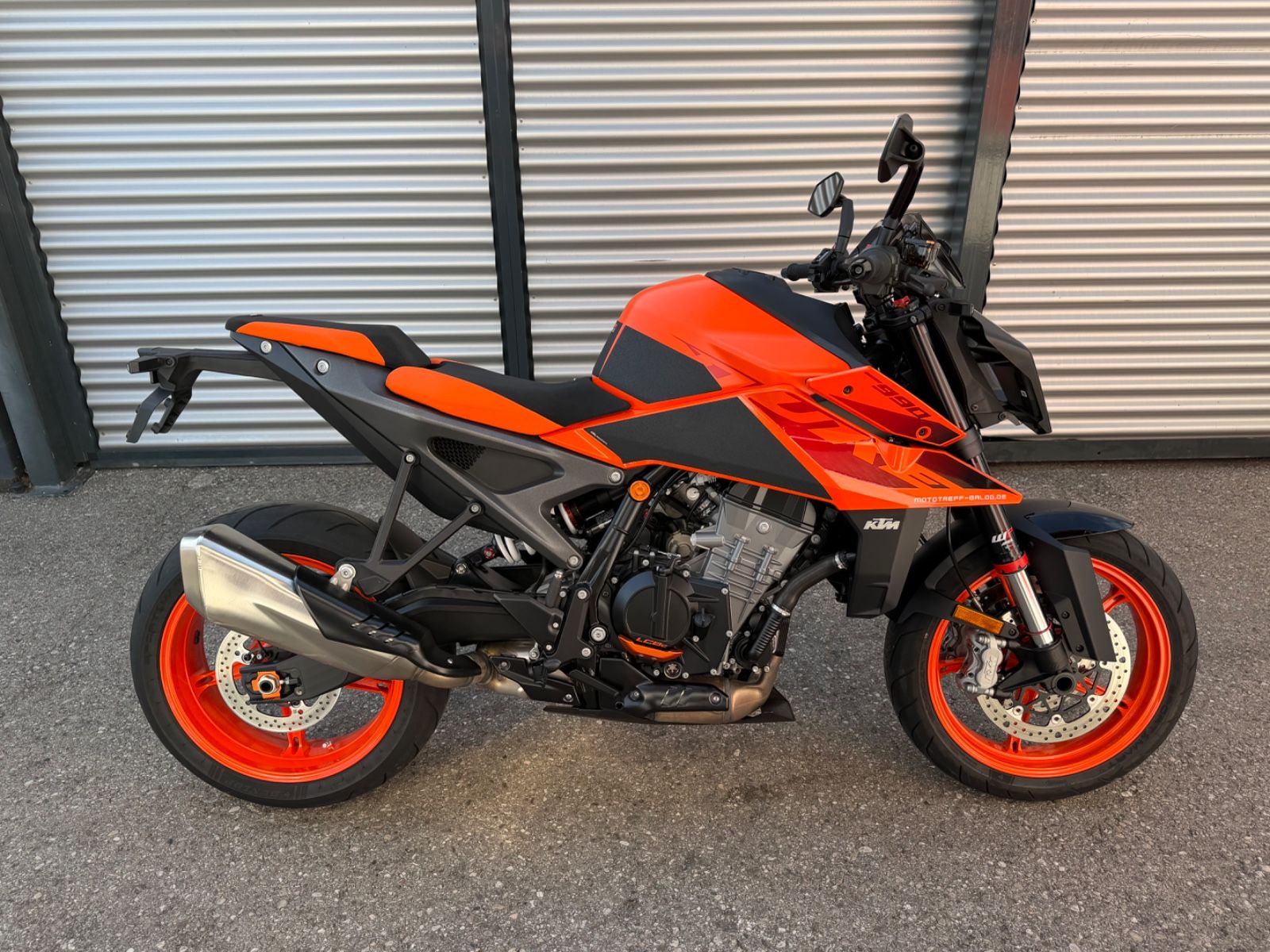 KTM 990 DUKE / WP APEX PRO FAHRWERK – MEGA ZUBEHÖR !