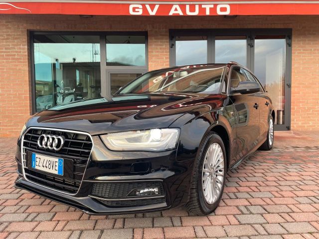 Audi A4 Avant 2.0 TDI S Line