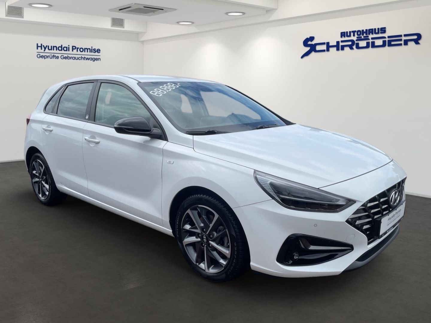 Fahrzeugabbildung Hyundai i30 1.5T Mild-Hybrid Edition 30 Plus Sitzheizung