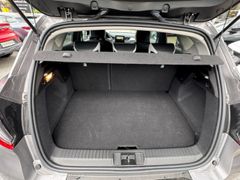 Fahrzeugabbildung Captur II Techno E-TECH Plug-in 160