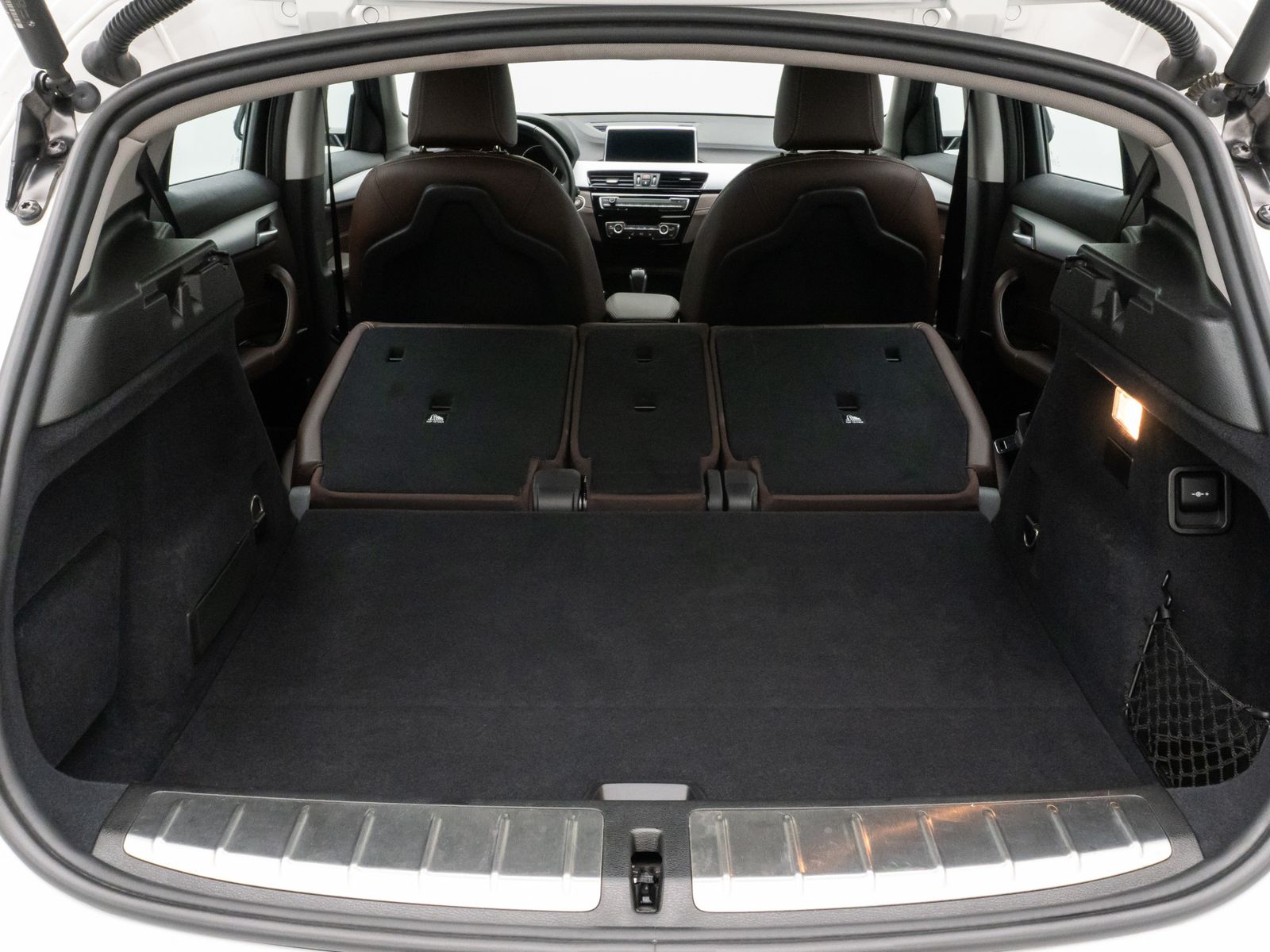 Fahrzeugabbildung BMW X2 xD25e  Advantage DAB Kamera LED Leder 18Zoll