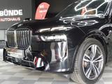 BMW X7 xDrive 40 i M-Sport Pro Pano/Head-Up/Massage - gebrauchte BMW X7 aus dem Jahr 2024