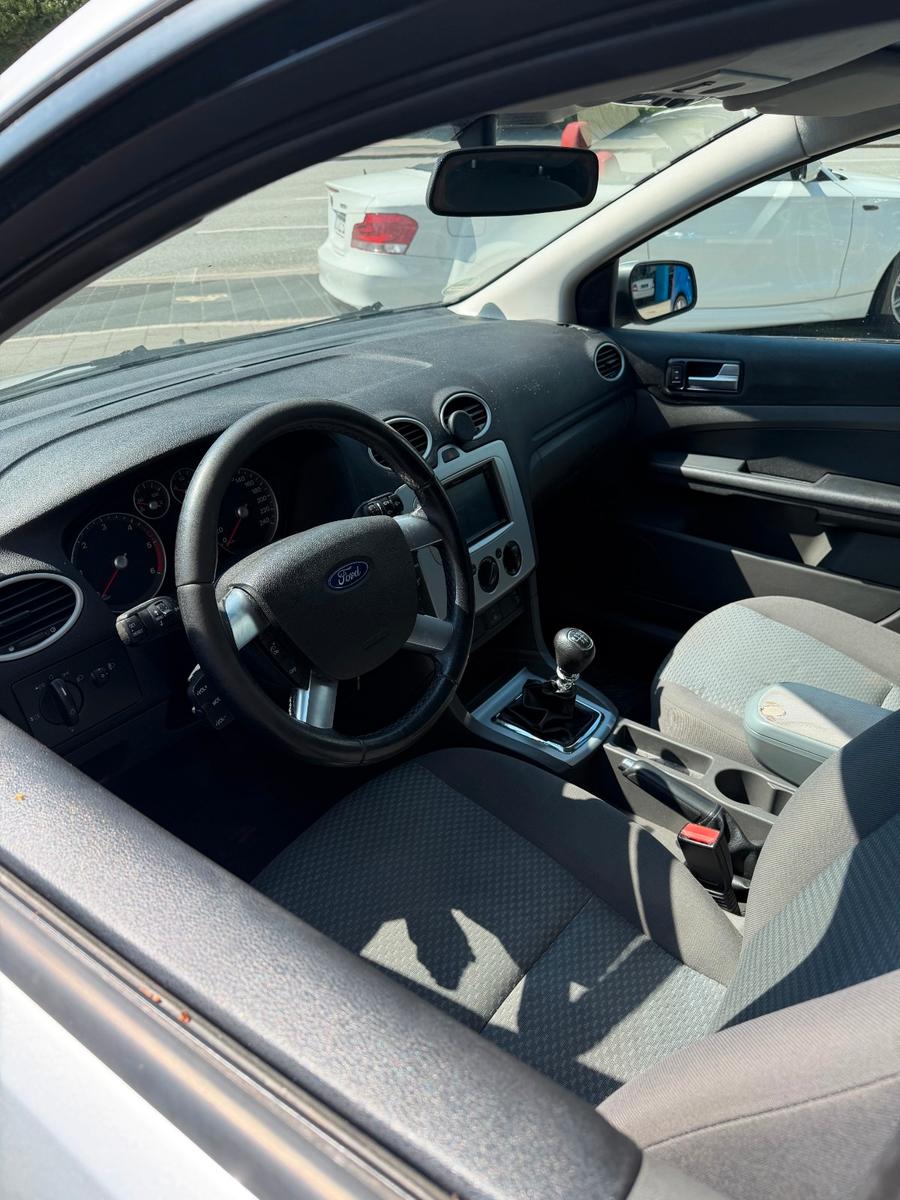 Ford Focus 2007 — photo 8