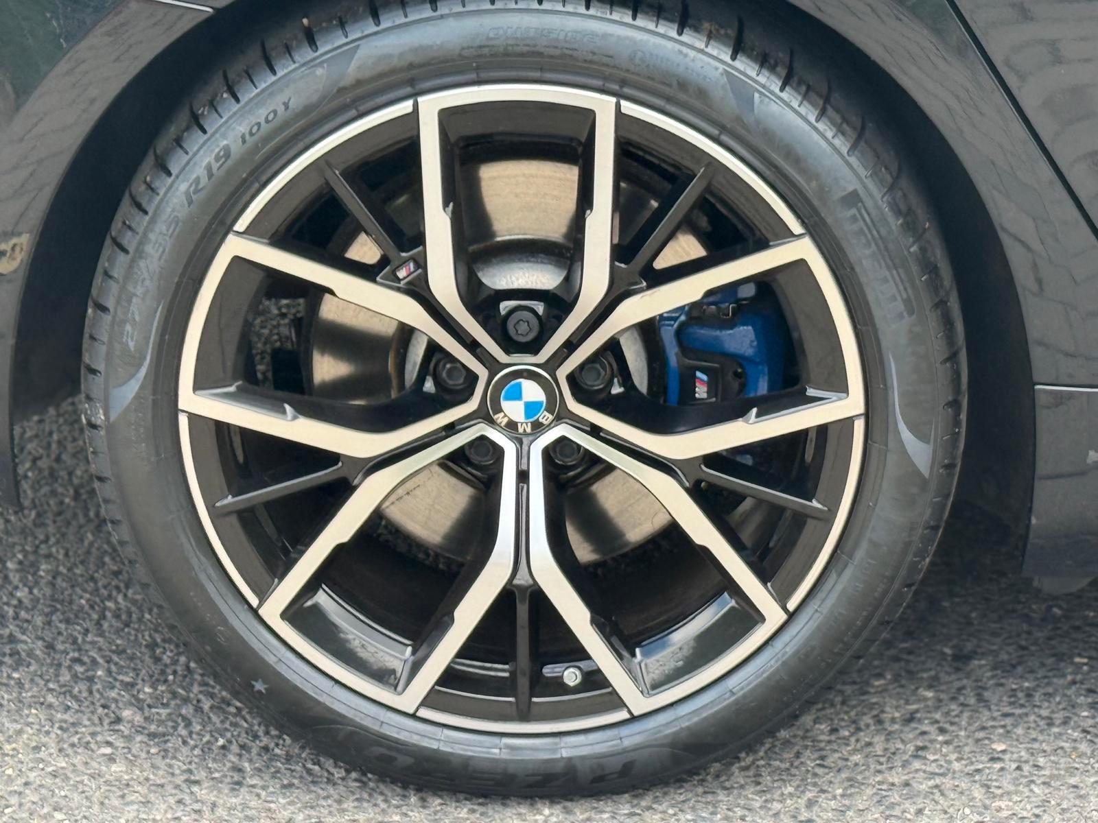 BMW 530d xDrive M-SPORTPAKET*ACC*PANO*B&W*SHADOW