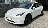 Tesla Model Y Performance Dual Motor AWD Performance - Tesla Model Y: Limousine