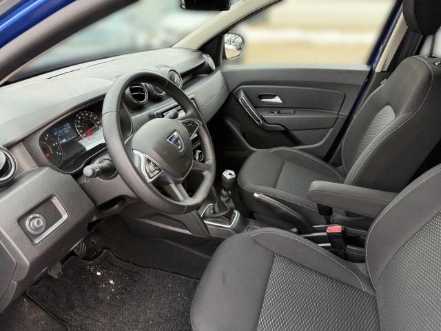 Fahrzeugabbildung Dacia Duster 4x2 Comfort Music Tce 90 4x2 SHZ+KLIMAAUT