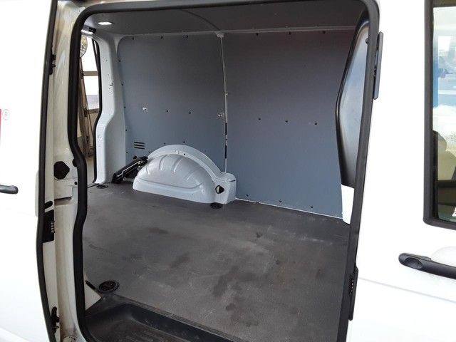 Fahrzeugabbildung Volkswagen T6 6.1 Transporter Kasten 2.0TDI KLIMA+AHK+SITZH