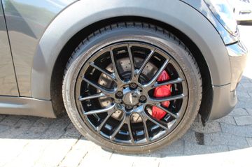 Fahrzeugabbildung MINI Mini John Cooper Works Leder Navi Pano